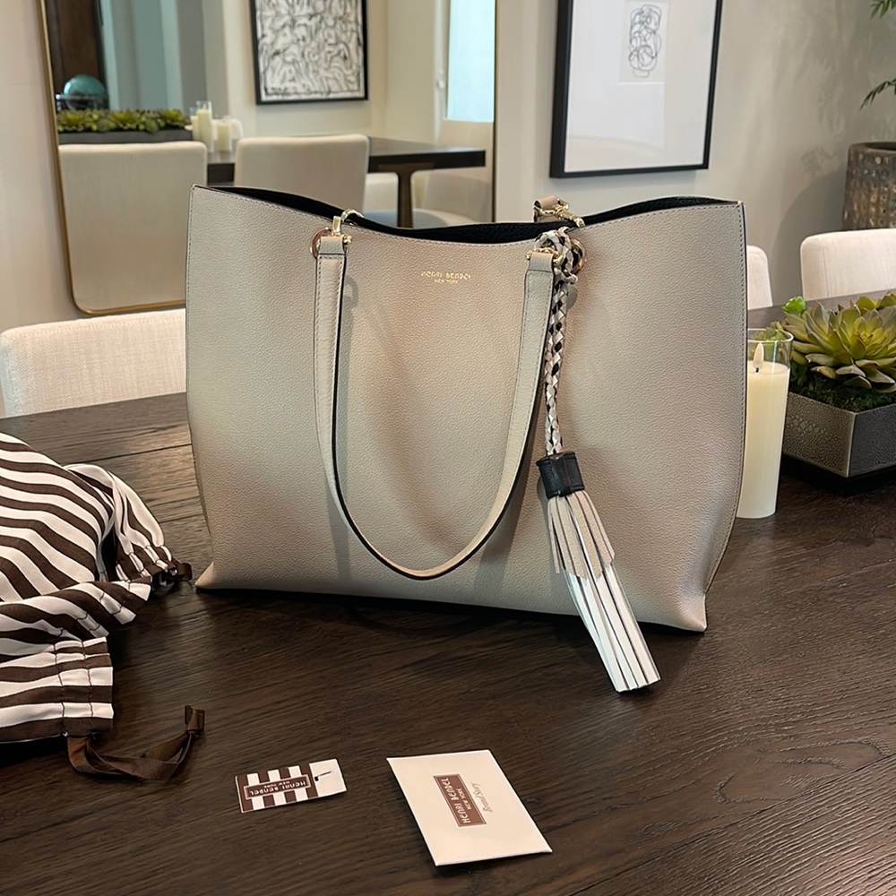 Authentic Henri Bendel purse